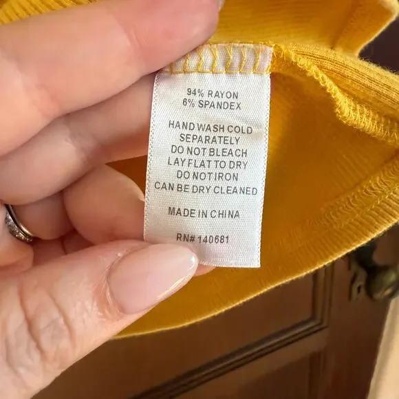 UNIQUE VINTAGE | Mustard Yellow Ribbed Short Sleeve Top with Quarter Zip | Large - Picture 4 of 4